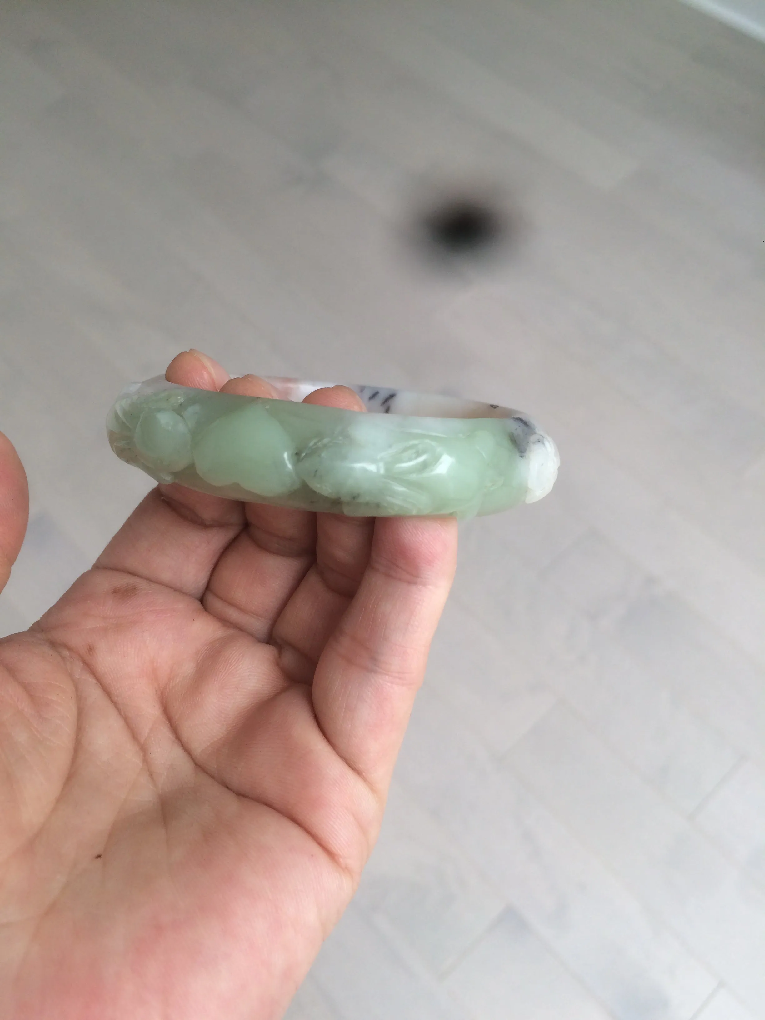 54.3mm 100% natural green/gray/purple/black carved bunnies and heart Xiu Jade(Serpentine) bangle XY79