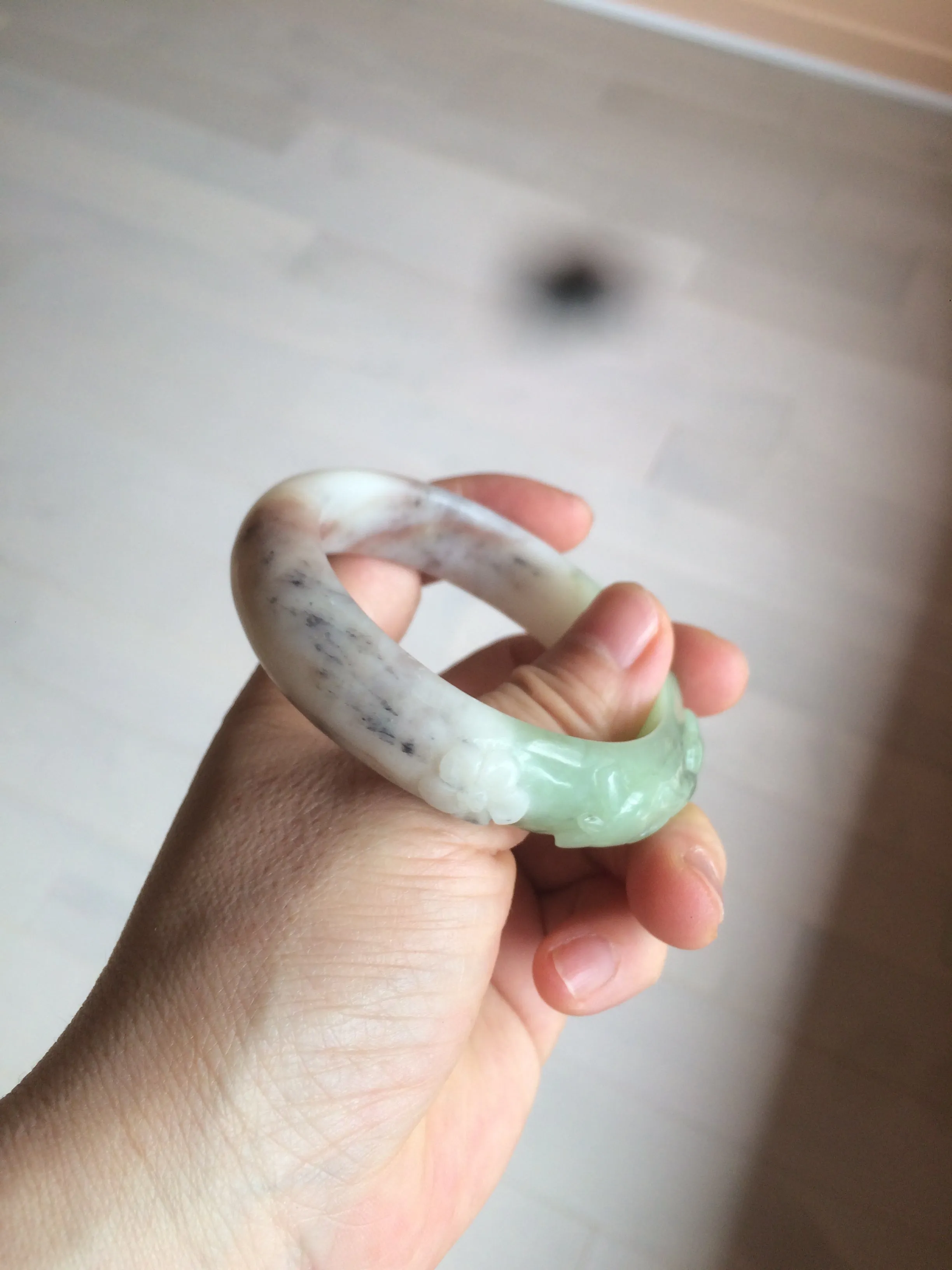 54.3mm 100% natural green/gray/purple/black carved bunnies and heart Xiu Jade(Serpentine) bangle XY79