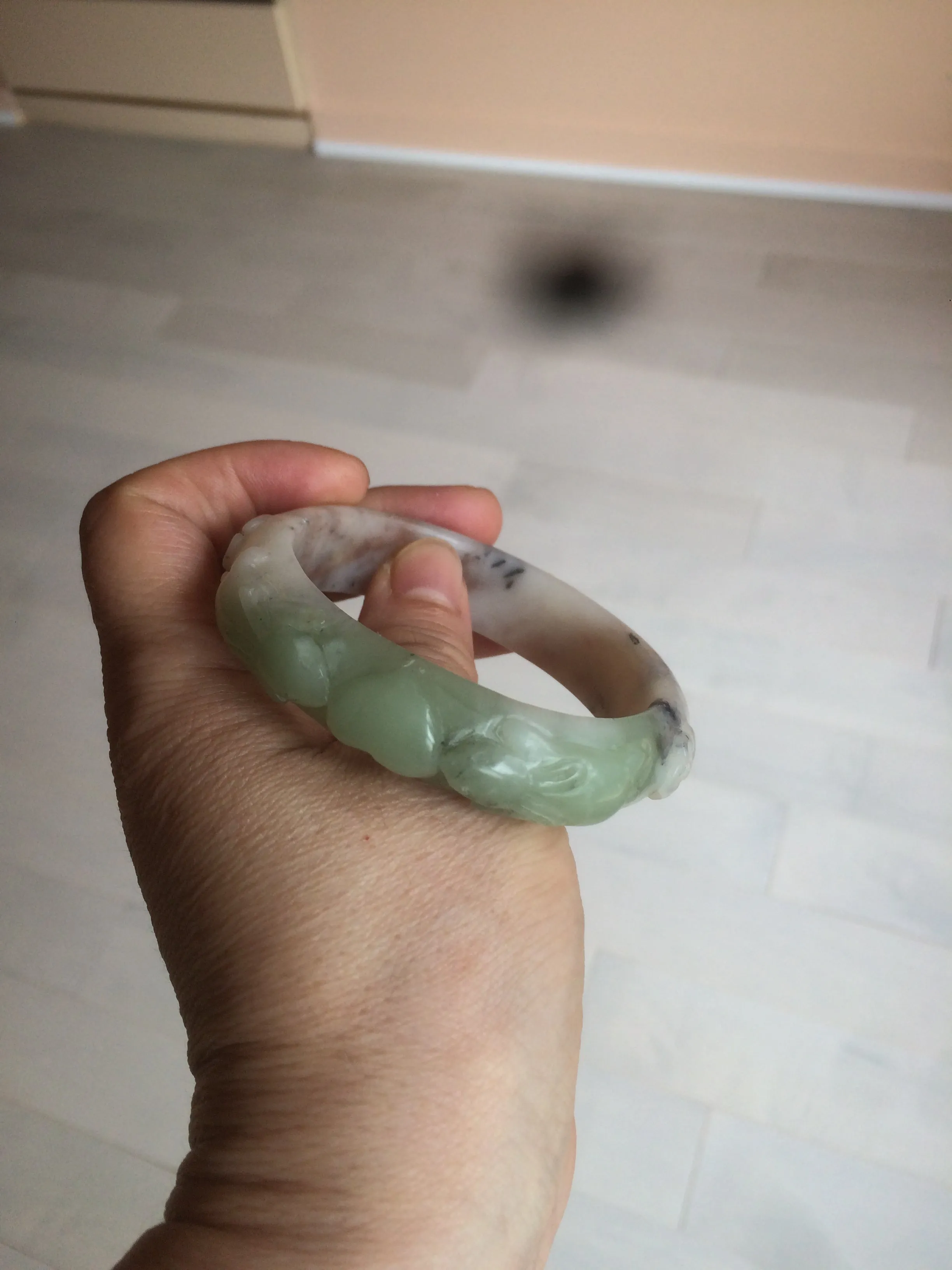 54.3mm 100% natural green/gray/purple/black carved bunnies and heart Xiu Jade(Serpentine) bangle XY79