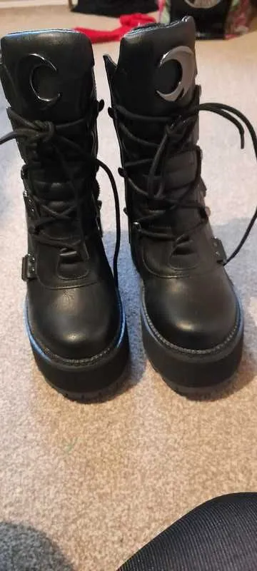 Broom Rider Boots [B] Resurrect