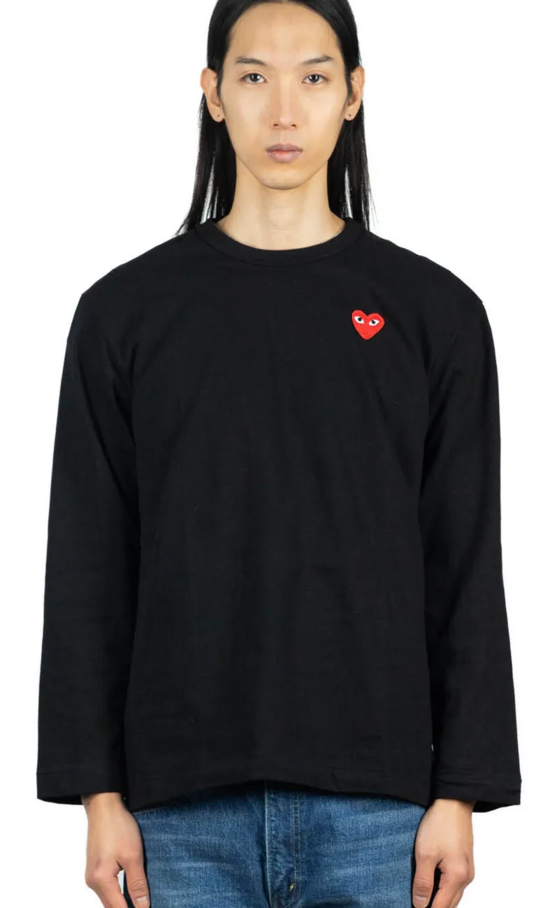 EMBROIDE RED HART BLACK LONGSLEEVE