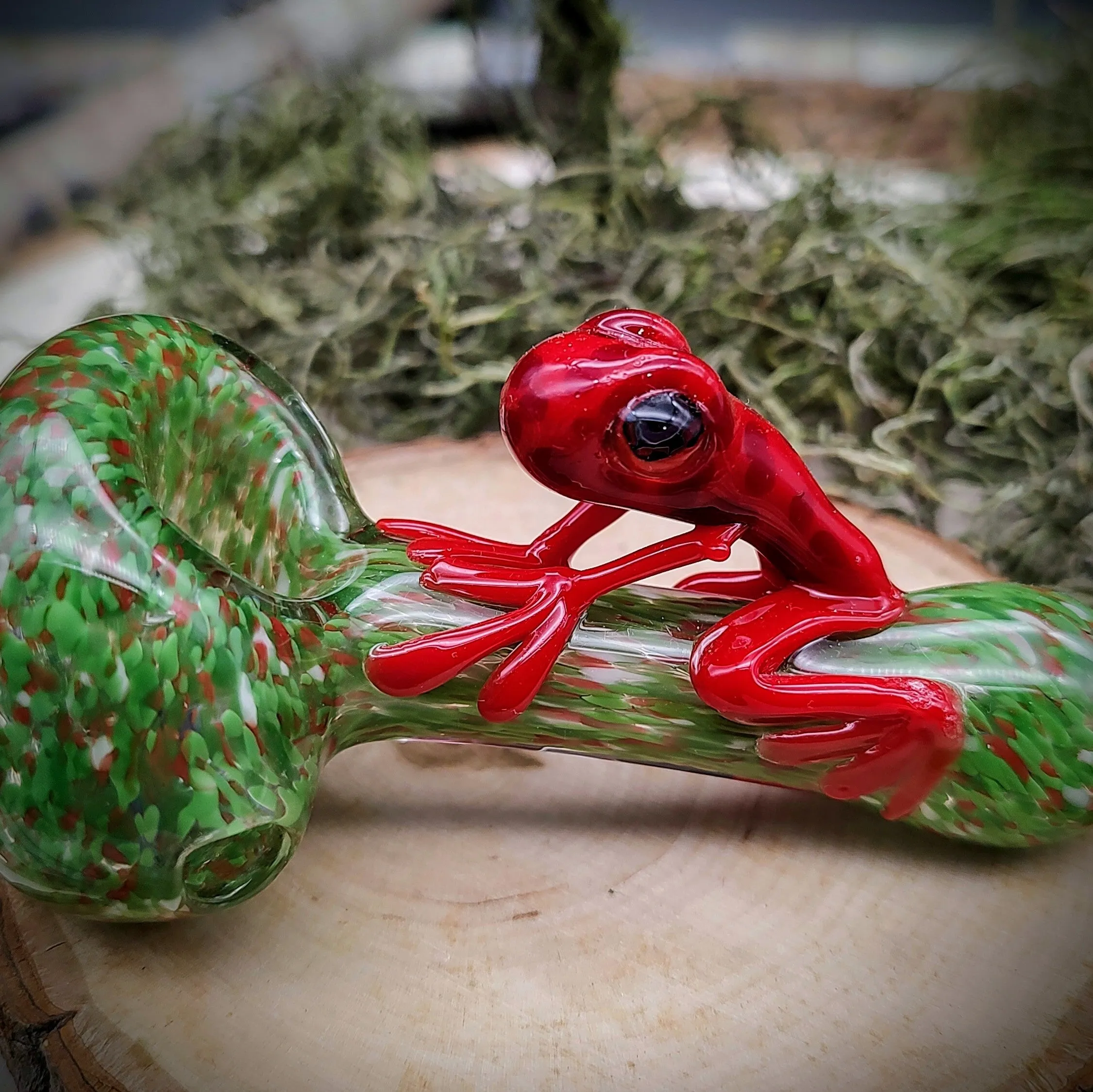 Frog Frit Hand Pipe (Ready to Ship)