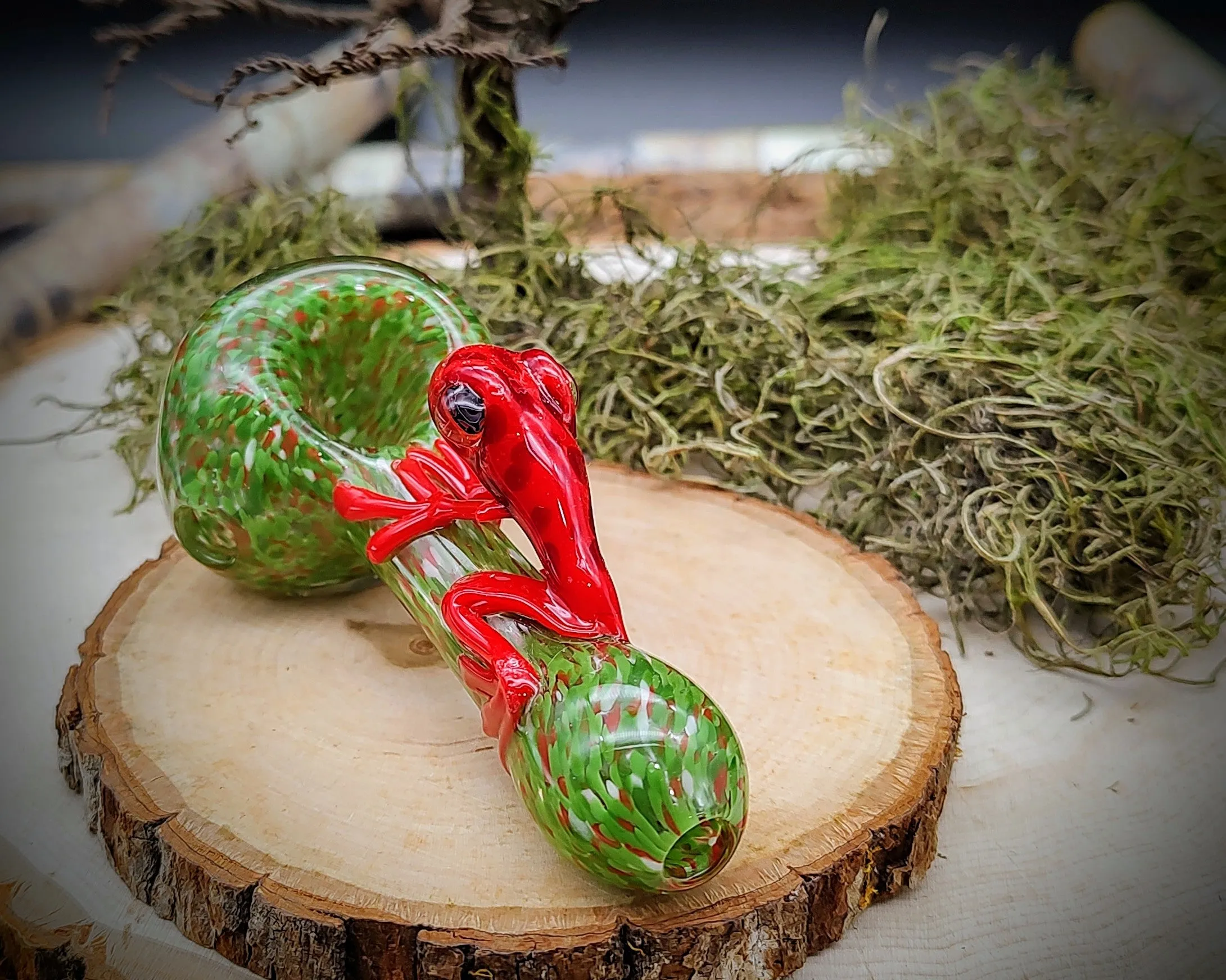 Frog Frit Hand Pipe (Ready to Ship)