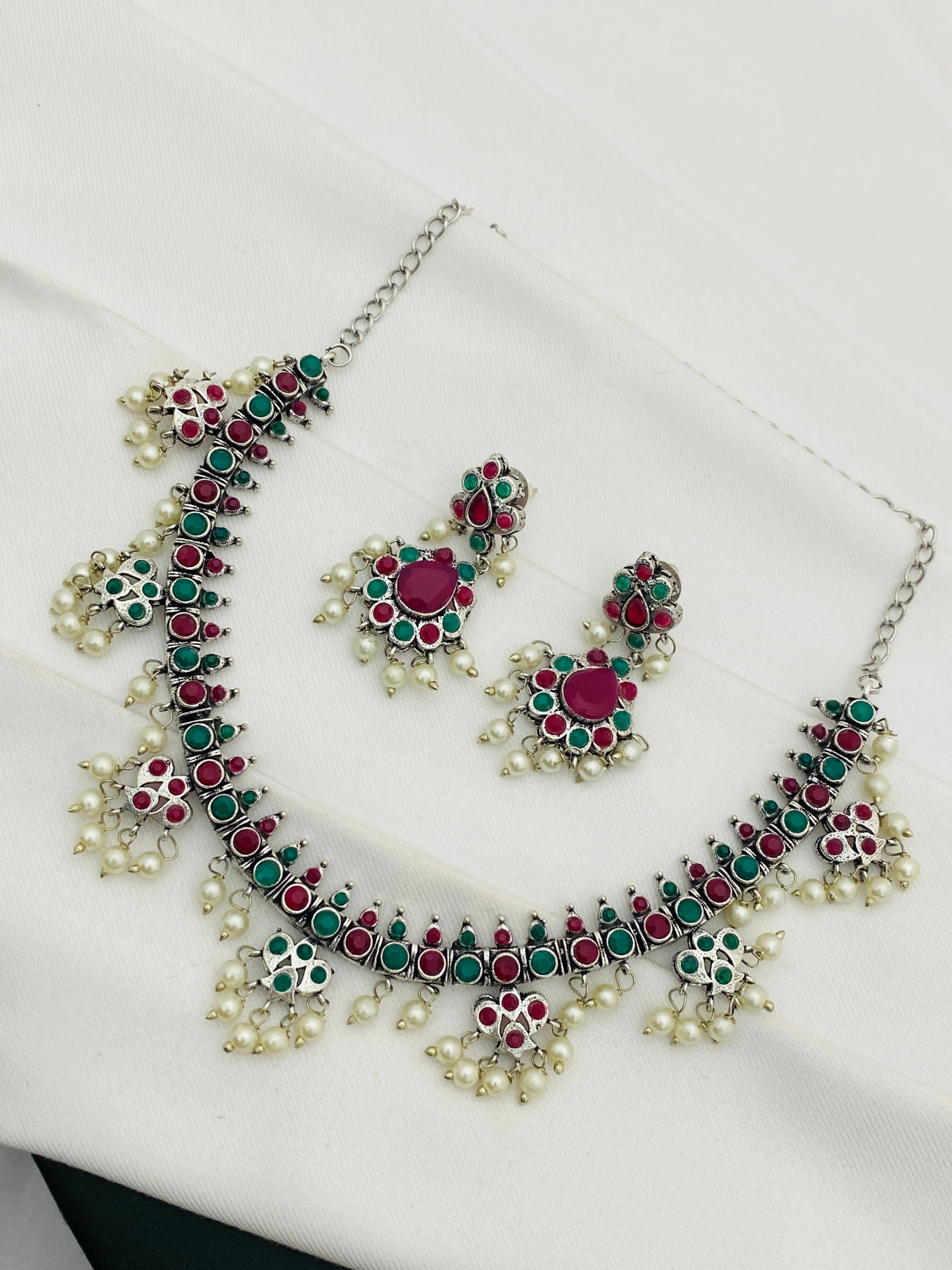 Gorgeous Multistone Beaded Flower Designed German Silver Plated Oxidized Necklace Set With Earrings And Pearl Beads