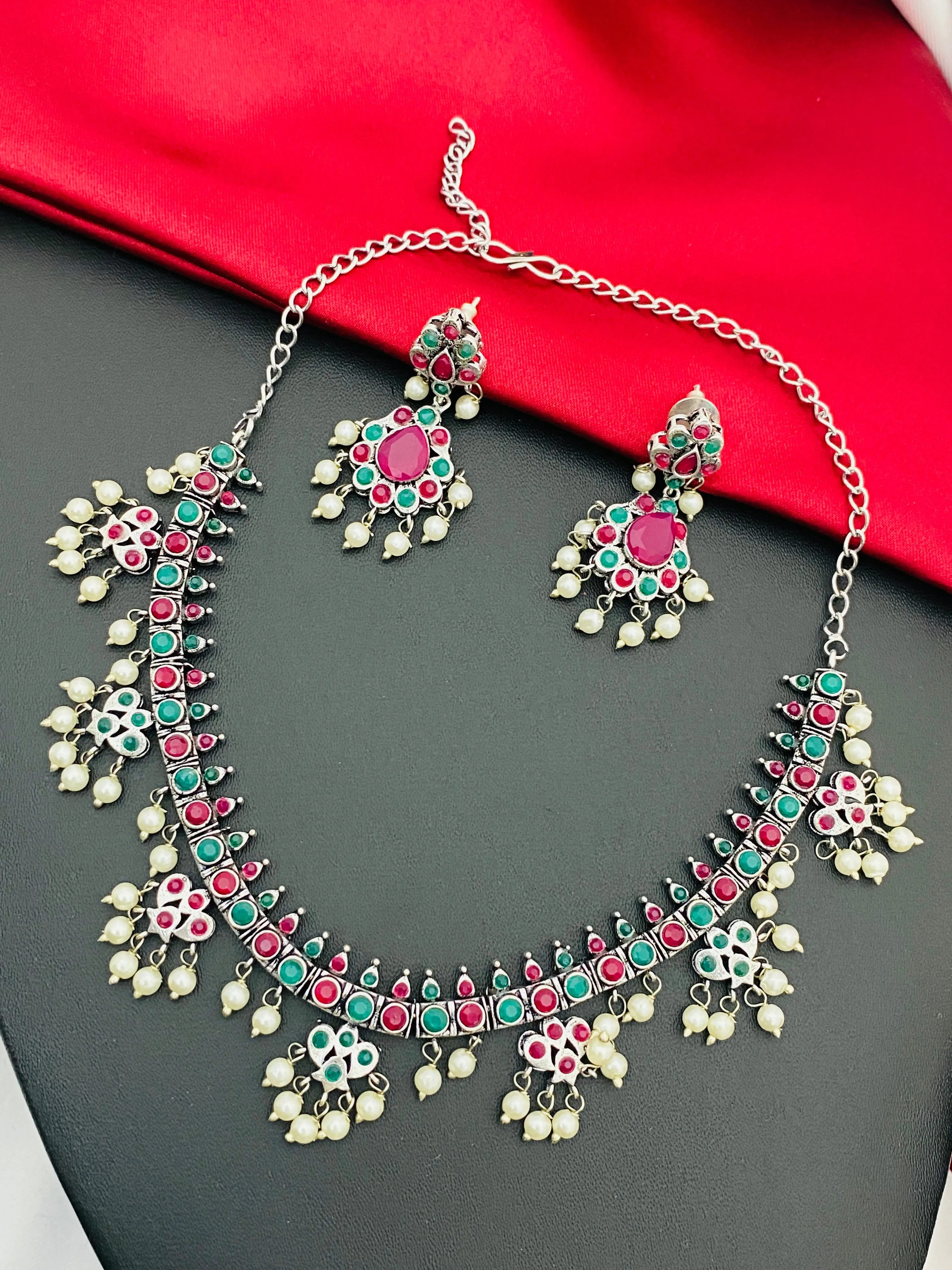 Gorgeous Multistone Beaded Flower Designed German Silver Plated Oxidized Necklace Set With Earrings And Pearl Beads