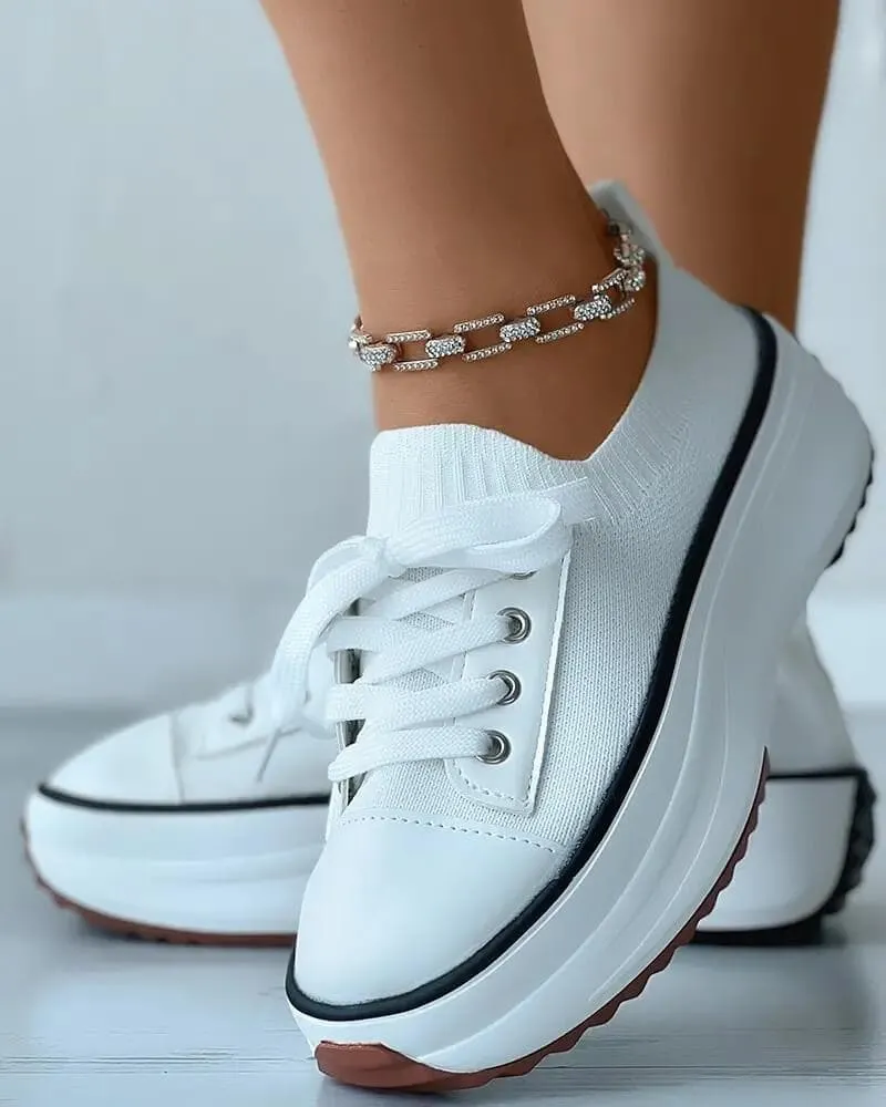 Solid Color Round Toe Platform Lace-up Sneakers