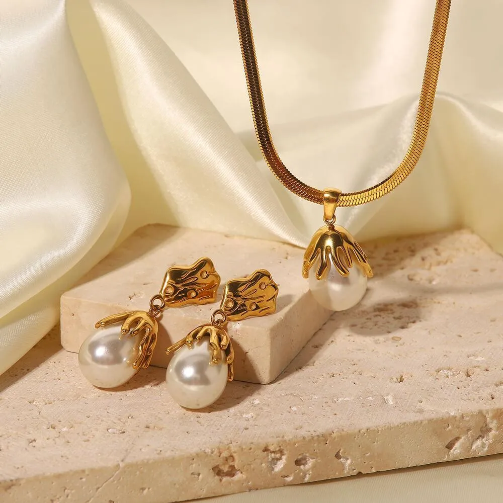 Women's Baroque Pearl Pendant Necklace Earrings