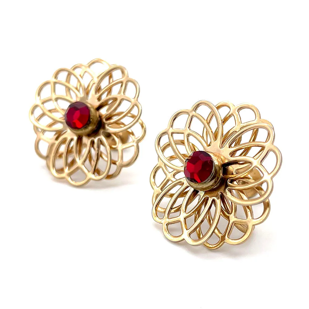 【カナダ輸入】ヴィンテージ フラワー ガーネットレッド イヤリング/Vintage Flower Garnet Red Screw Back Earrings